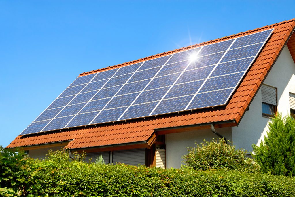 Installing Solar Panels at Home: Top Benefits