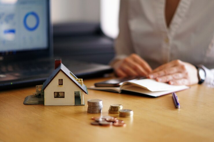 Should You Pay Off Your Home Equity Loan Early?