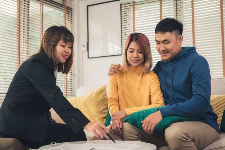 How Home Insurance Brokers Compare Coverage Options