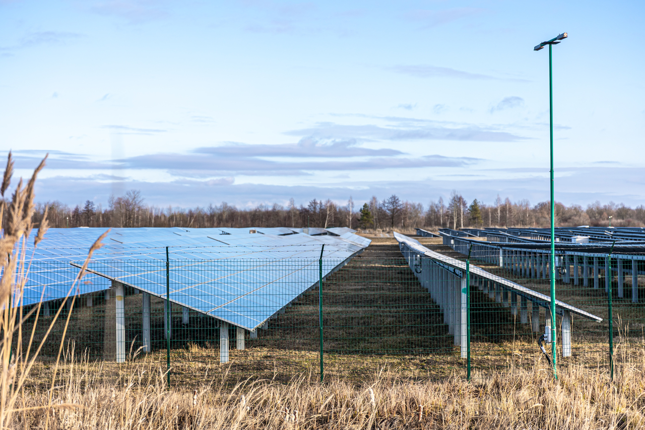 Harnessing the Sun: Solar Panels in Arizona