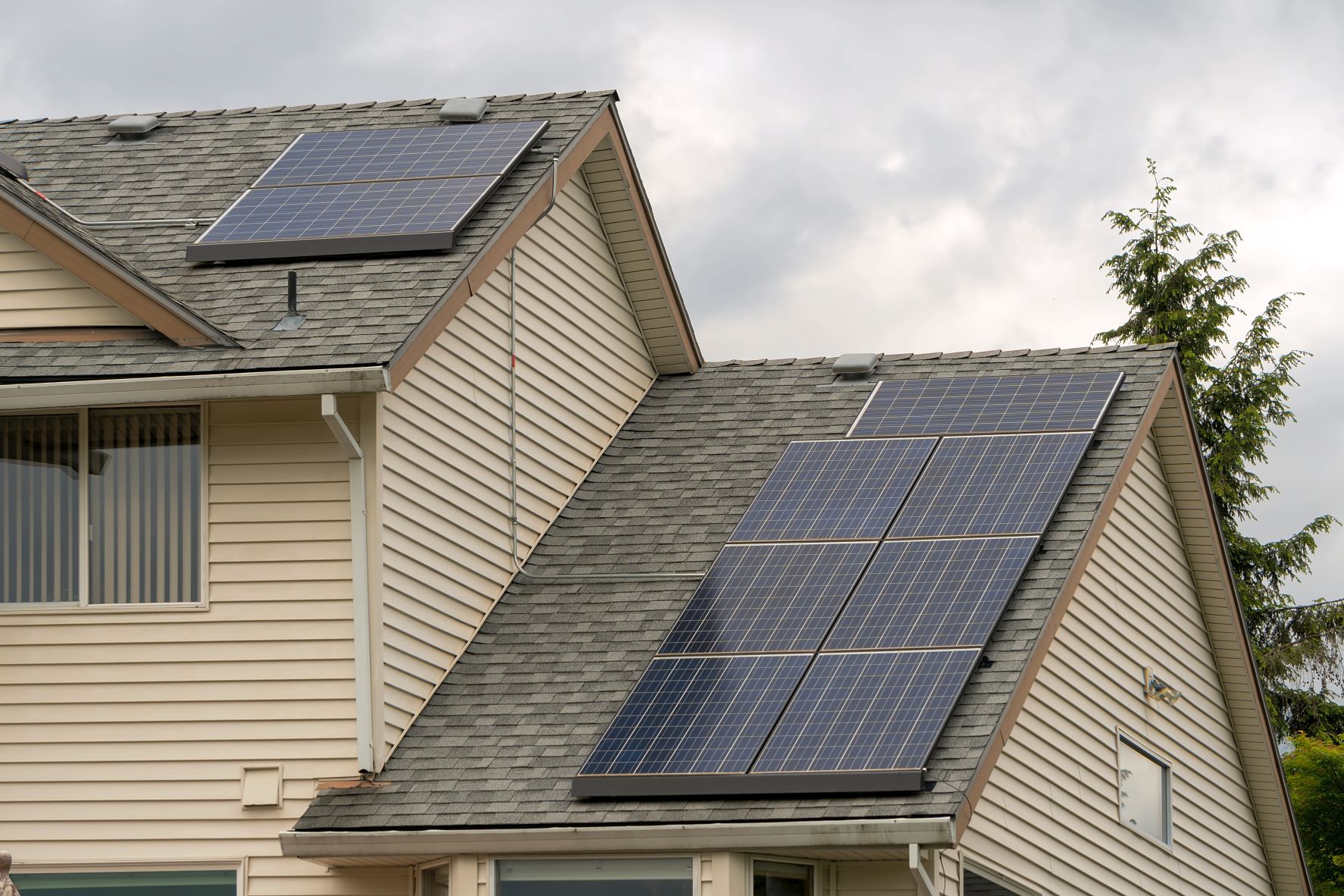 Best Residential Solar Panels in 2023 [Updated Solar Guide]