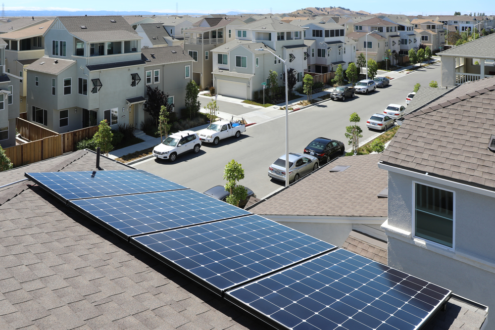 How to Choose the Right Solar Inverter & Battery for Your Home?