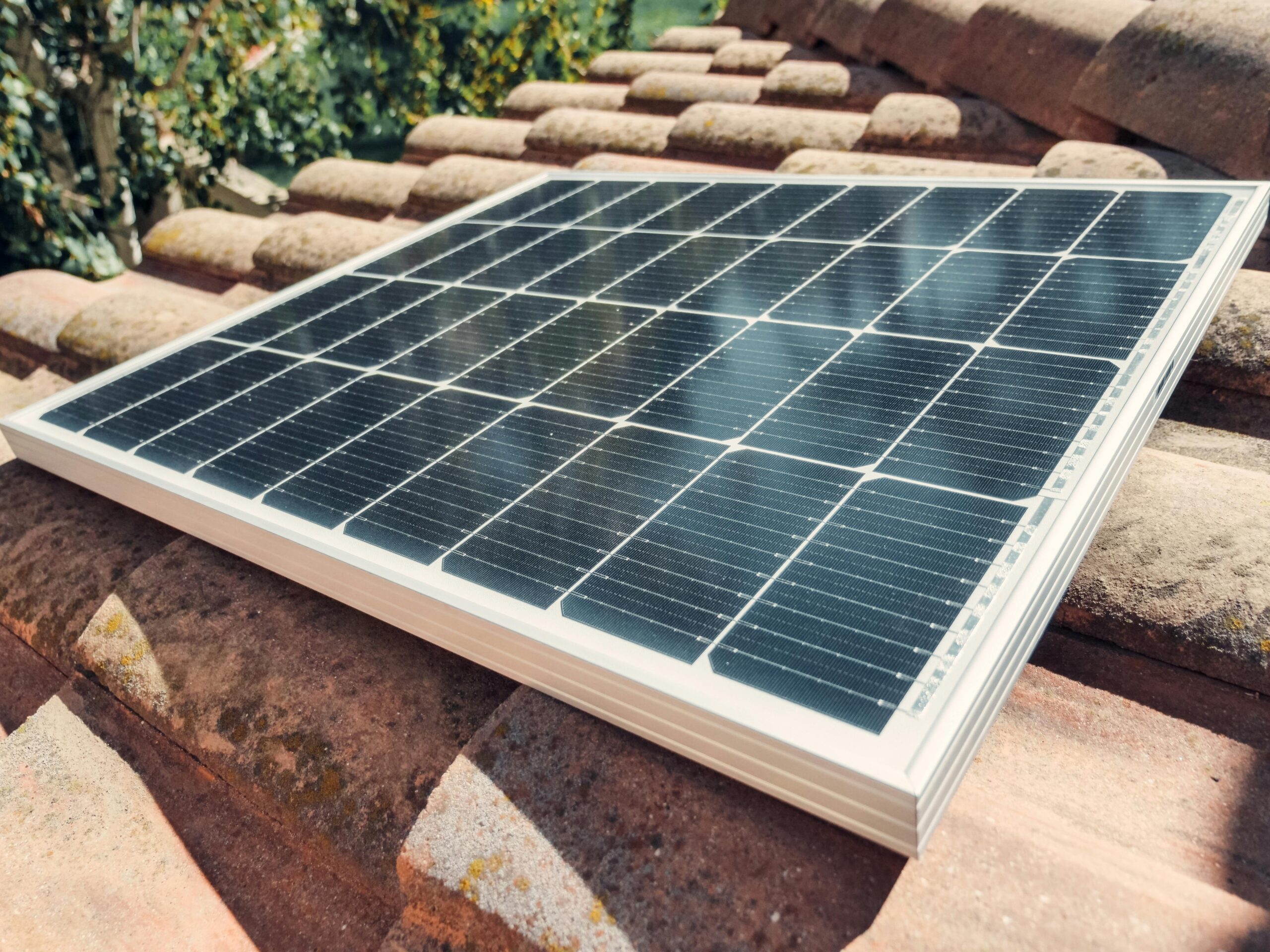 Choosing the Right Solar Panel Angle for Maximum Efficiency